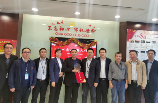 天辰公司深入開展職工退休前“六個一”暖人心活動，守護最美“夕陽紅”