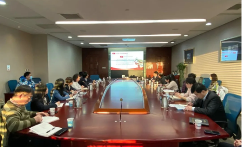 天辰公司孫鐵成深入基層黨支部宣講十九屆五中全會精神